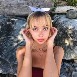 Meet your Posher, Kristin